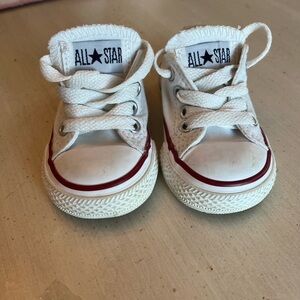 Converse toddler sneakers